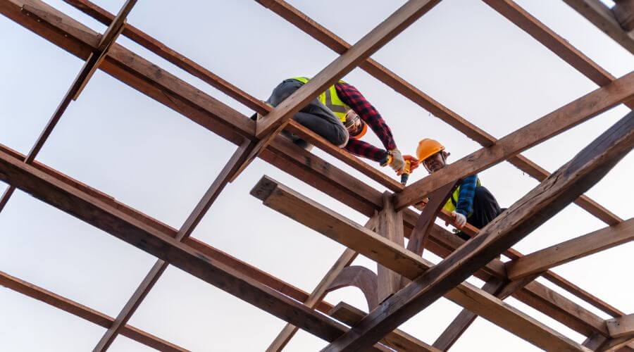 Professional gutter cleaning services in Castro Valley, CA